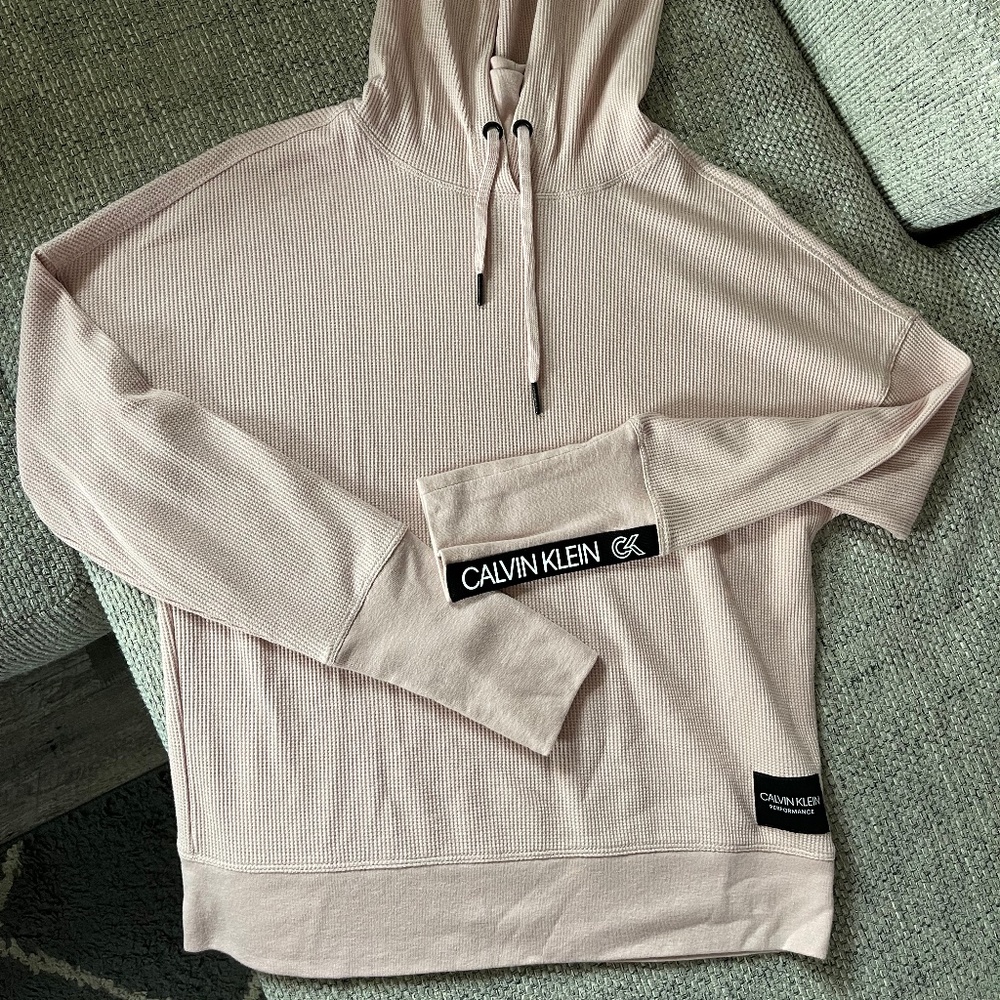 Calvin Klein Small Light Pink Performance Long Sleeve